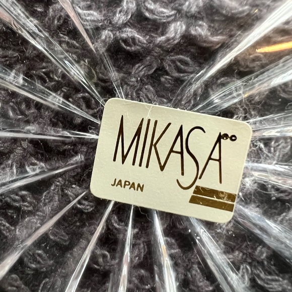 Mikasa Crystal Vintage Heart Shaped Trinket Dish - Picture 6 of 6